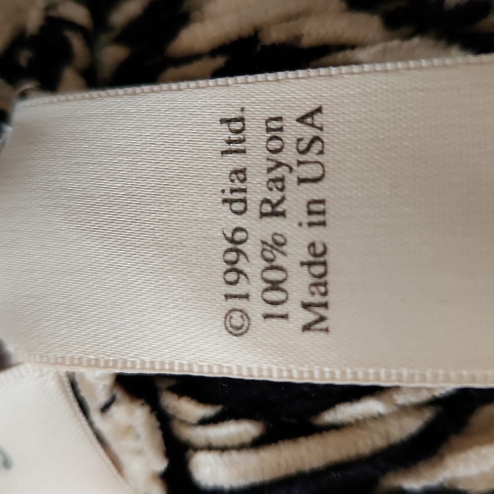 Dia Sweater Small - image 8